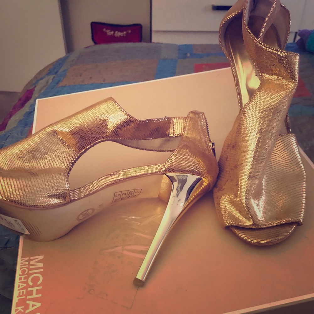 Michael Kors Gold Open toe Metallic Booties